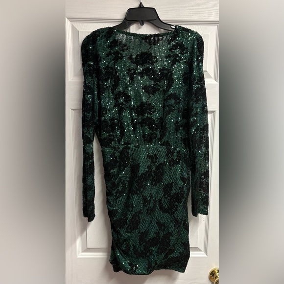 NWT MAJE Green/ Black Sequin Embroidered Mini Dress Size XL - Picture 5 of 6